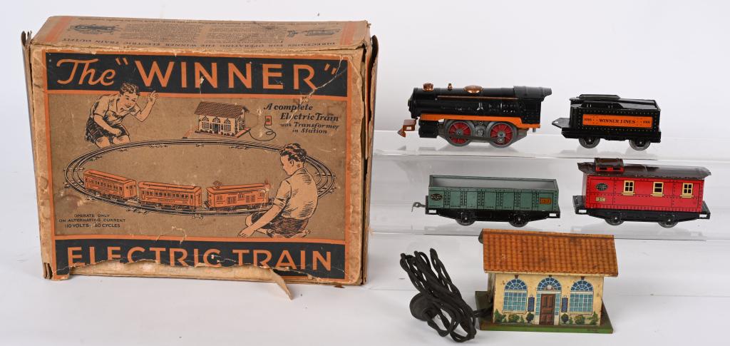 WINNER #1003 FREIGHT TRAIN SET w/ BOX (1 of 3)