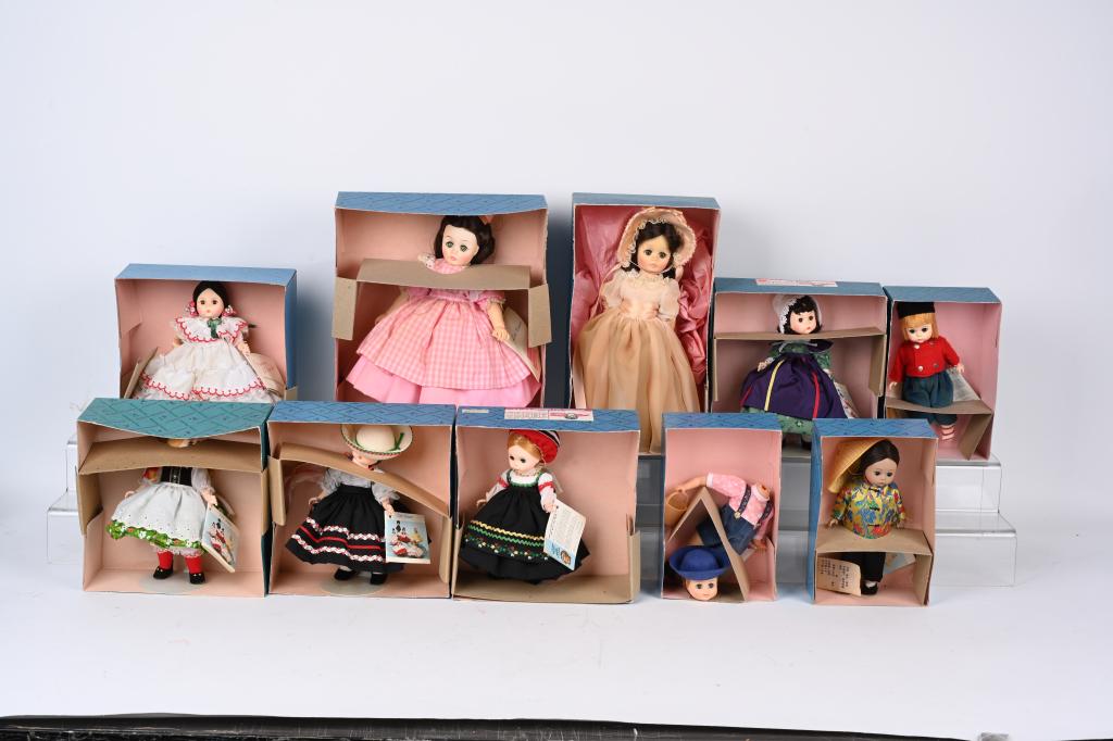 10- MADAME ALEXANDER DOLLS w/ BOXES (1 of 3)