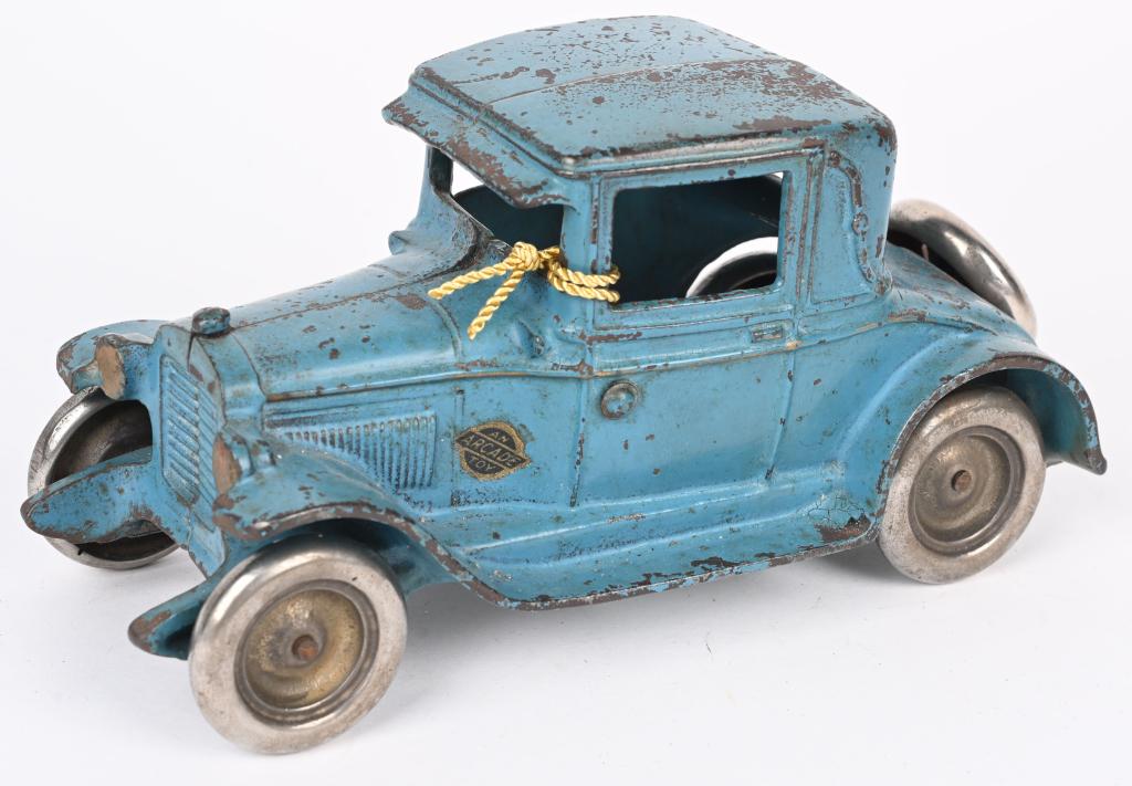 Arcade Cast Iron Chevrolet Double Stripe Coupe Auction