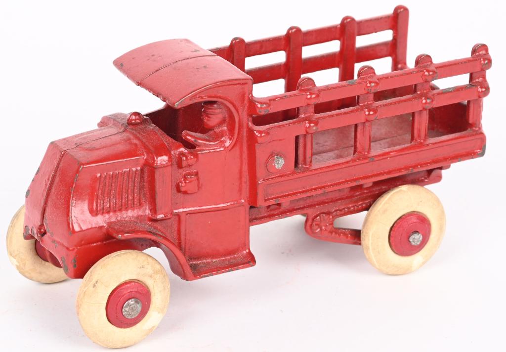 HUBLEY CAST IRON RED MACK STAKE TRUCK: Great looking all original truck with no cracks or repairs. 5 3/4". Excellent