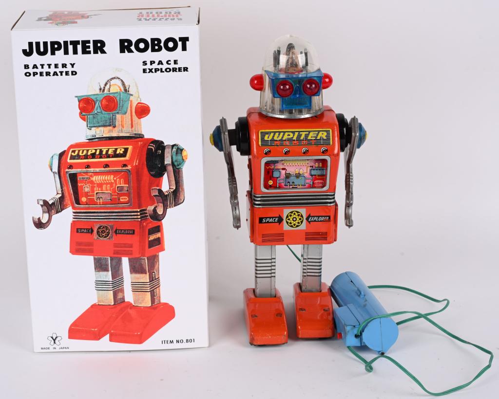 YONEZAWA BATTERY OP JUPITER ROBOT: RARE Japan battery operated Jupiter Robot. All original and complete. Toy has very nice colors. Has correct Remote Control Battery Box. Toy has some minor wear to some high spots. Displays very well. 