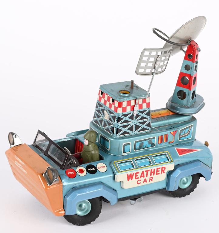 KAWAHARA BATTERY OP WEATHER CAR: Japan battery operated Weather Car. All original and complete. Very clean condition. Still has Driver. Worked when tested. 9" Excellent