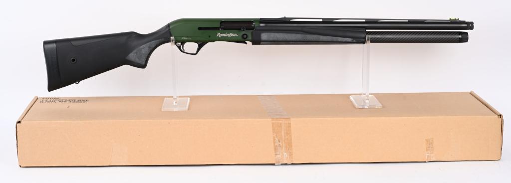 REMINGTON VERSA MAX COMPETITION TACTICAL SHOTGUN: SERIAL NUMBER: RT25844A. BARREL: 22". CALIBER: 12 GAUGE. MANUFACTURED: 2000S. Made with 3-Gun and tactical shooting competitions in mind. Full length magazine tube, with a vent rib barrel and fiber op