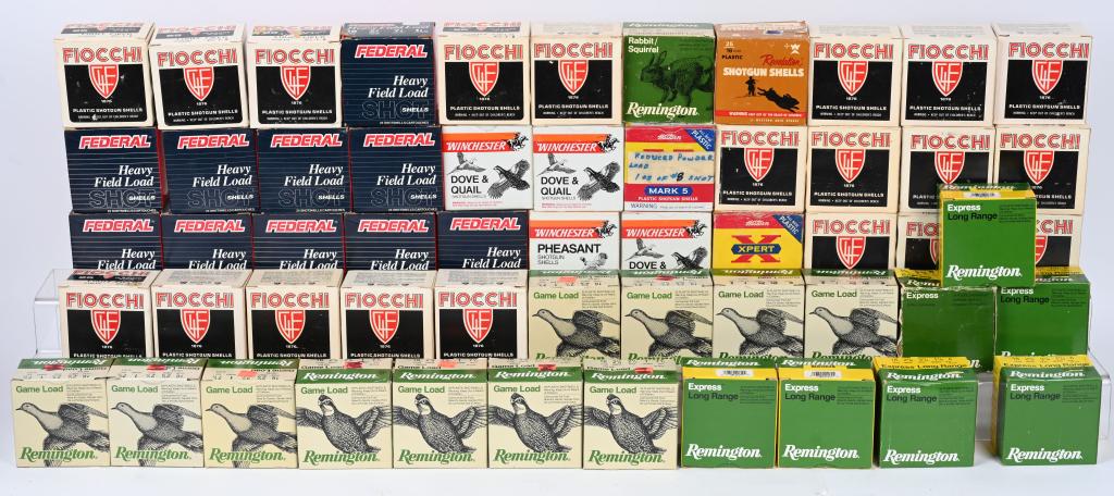 HUGE LOT OF 16 GAUGE SHOTSHELLS: Includes: 225 Remington Game Loads 2-3/4" 7-1/2 shot 50 Remington Game Loads 2-3/4" 8 Shot 50 Remington Express Long Range 2-3/4" 4 shot 125 Remington Express Long Range 2-3/4" 6 shot 75 Winchester Do