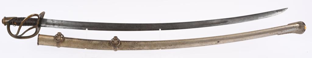 MEXICAN WAR AMES M1840 WRIST BREAKER 1851 DATED: This swords consists of a brass butterfly guard, knuckle guard and a leather, gilt wire wrapped hilt. The hilt is approximately 12cm long and a blade approximately 91cm long. The curved blade is nicel