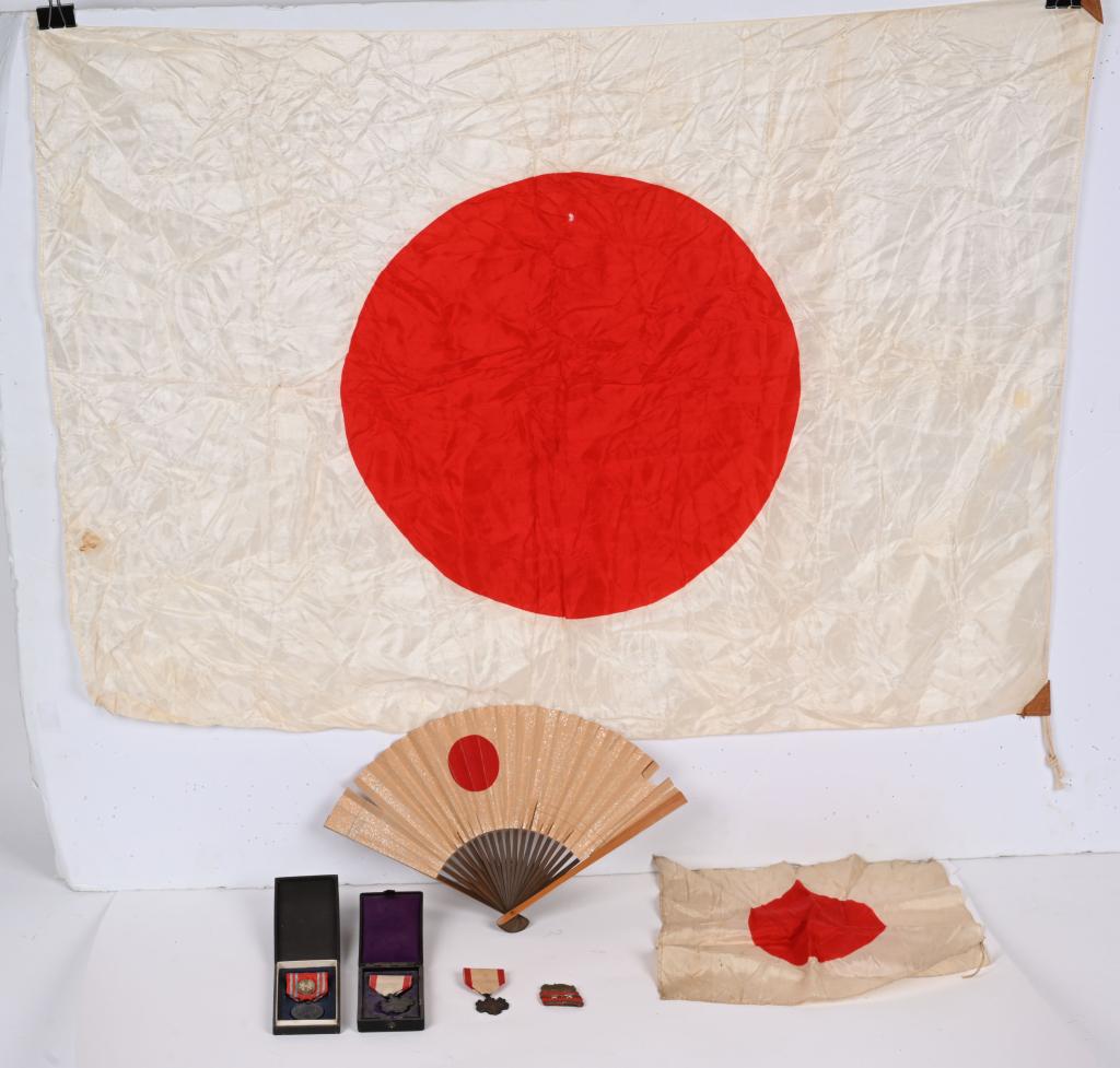 WWII IMPERIAL JAPANESE FLAGS MEDAL ORDERS FAN LOT: Japanese lot to include 1) NATIONAL FLAG. This particular large size linen example is 28 x 38, with small, triangular reinforcements sewn to its hoist edge corners, from each of which e