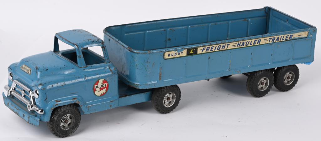 BUDDY L FREIGHT HAULER SEMI TRUCK: All original with decent paint and decals. 23" Very Good