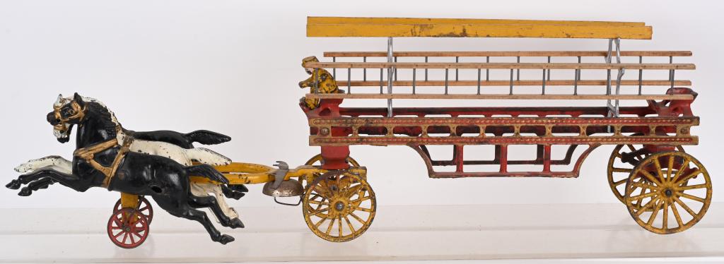 HUBLEY CAST IRON FIRE LADDER WAGON (1 of 8)