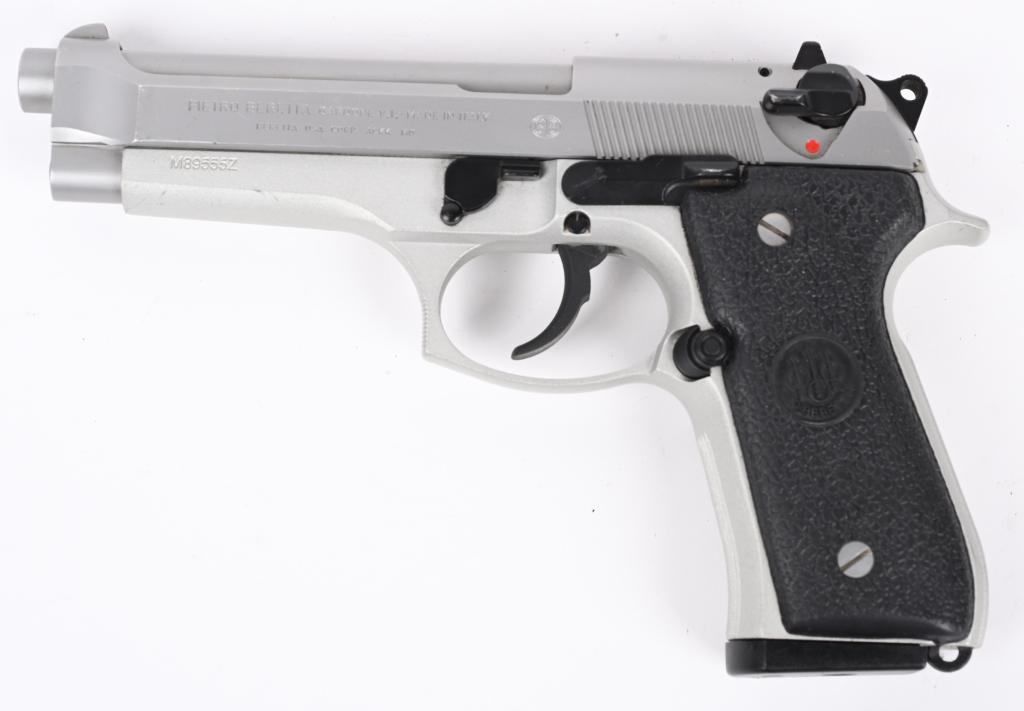 BERETTA MODEL 92FS INOX SEMI AUTO PISTOL: SERIAL NUMBER: M89555Z. BARREL 5". CALIBER: 9X19. MANUFACTURED: 2017. Made in Italy. Factory 3-dot sights. Inox matte stainless finish. Factory rubberized grips. Includes factory 15 round metal magazi
