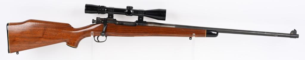 CUSTOM US SPRINGFIELD 1903 SPORTER: SERIAL 3263004. BARREL 24". CALIBER 30-06. Original barrel and frame, custom walnut stock with pistol grip and Monte Carlo comb. Sports a Weaver 2x9 scope with clear standard cross hair reticle. Condi
