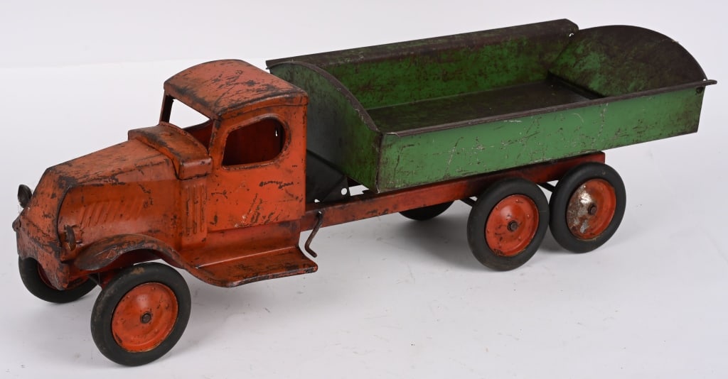 TURNER PRESSED STEEL MACK DUMP TRUCK (1 of 3)