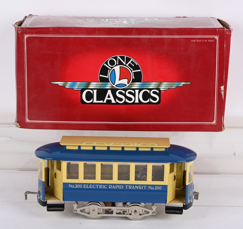 LIONEL CLASSICS #200 TROLLEY w/ BOX (1 of 3)