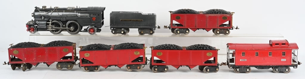 LIONEL PRE-WAR STD GA 385E LOCO & COAL CARS (1 of 8)