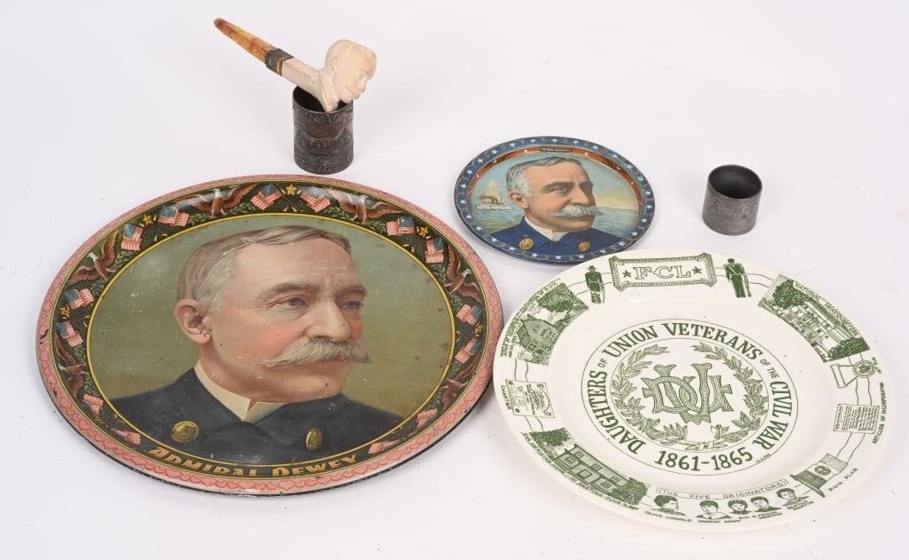 DUV SPANISH AMERICAN WAR PATRIOTIC WAR ITEMS LOT: US Patriotic lot to include 1) Admiral Dewey Tobacco Pipe. Bowl is in the shape of Admiral Dewey in excellent condition. 2) Admiral Dewey Patriotic Service Tray. Measures 12 inches in diameter 3) Daug