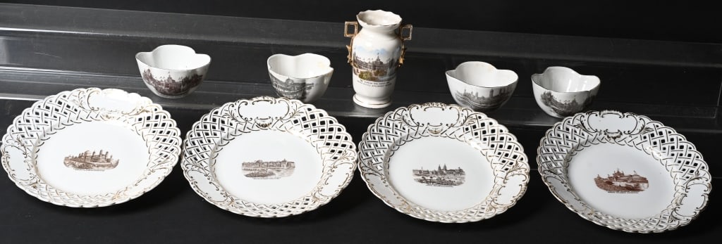 1893 World's Fair 9 AUSTRIA PORCELAIN PLATES VASE (1 of 4)