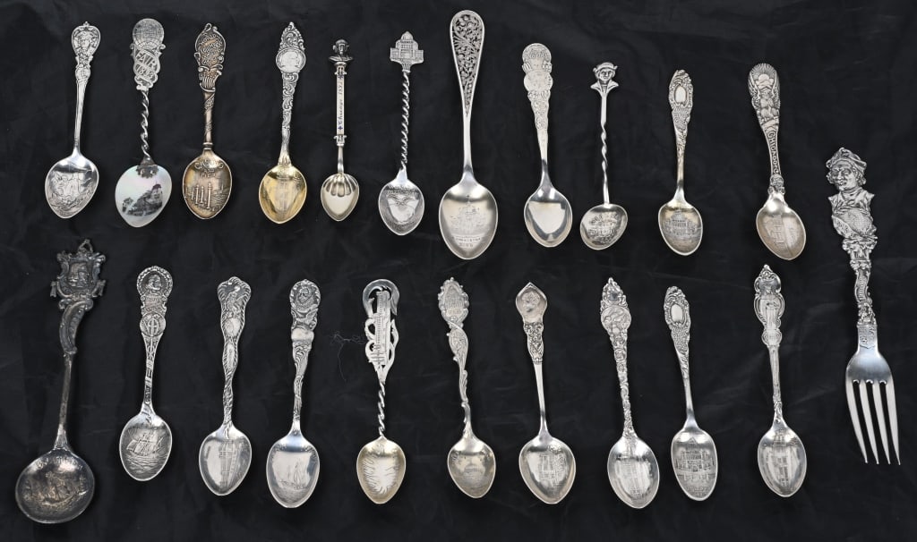 1893 World's Fair 21 STERLING SOUVENIR SPOONS (1 of 3)