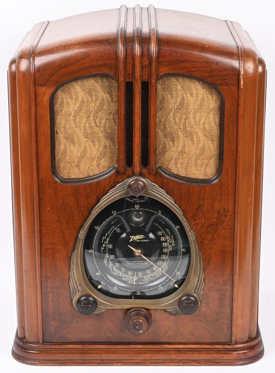 ZENITH 7-S232 CATHEDRAL RADIO (1 of 5)