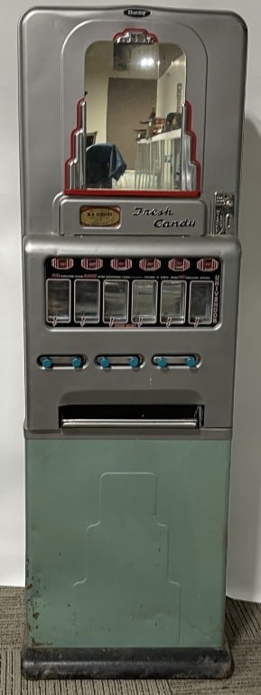 VINTAGE ART DECO DANBY 5c CANDY VENDING MACHINE (1 of 8)