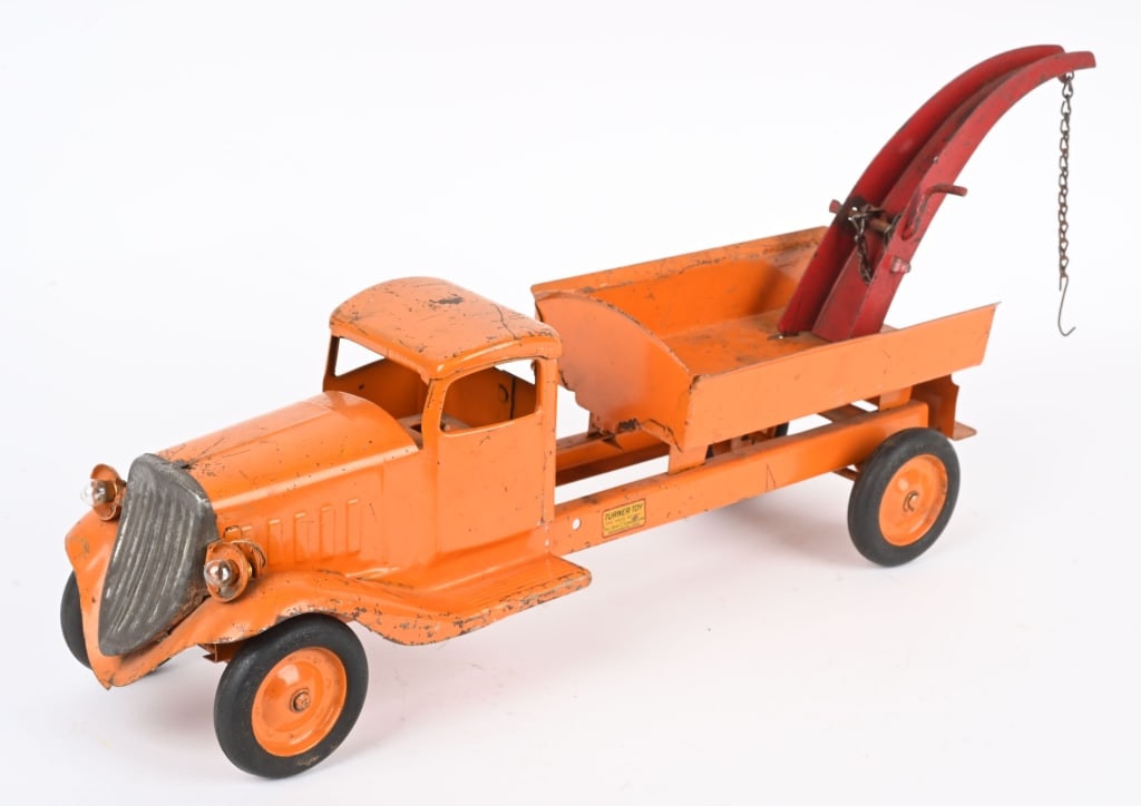 Turner Tow Truck W/ Electric Lights Auction