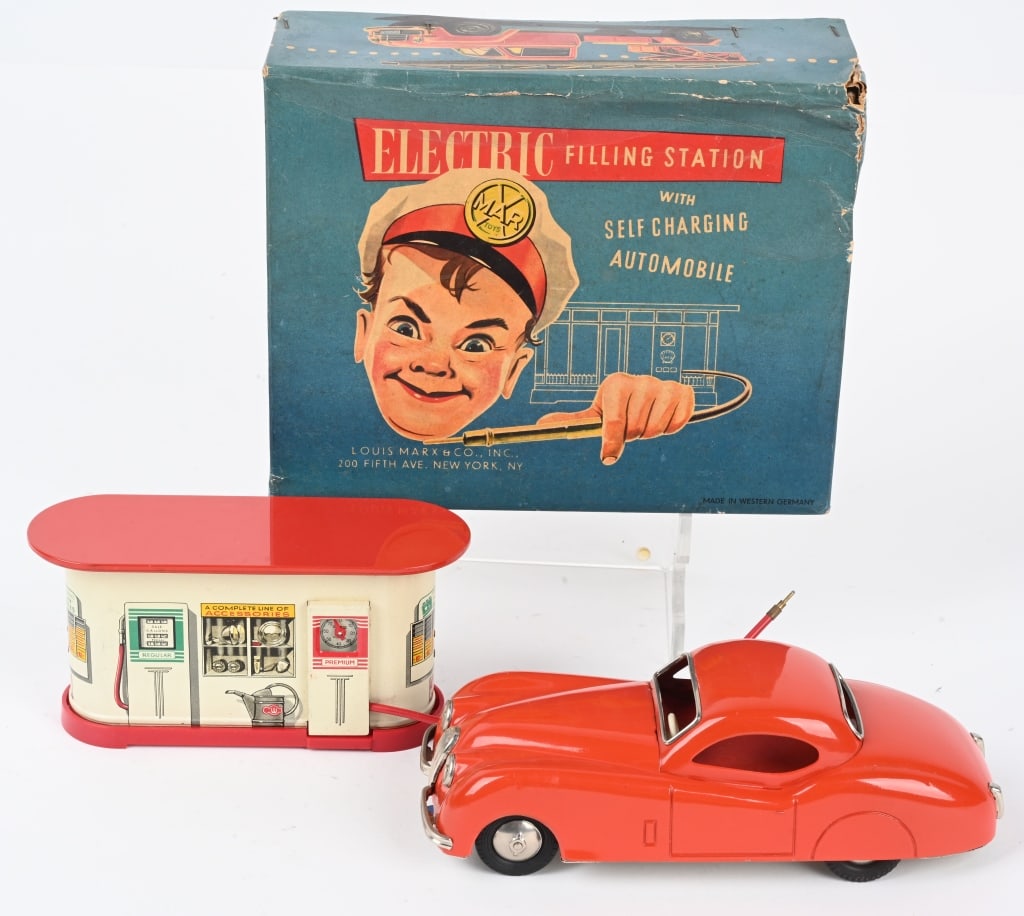 MARX ELECTRIC FILLING STATION & JAGUAR w/ BOX (1 of 9)