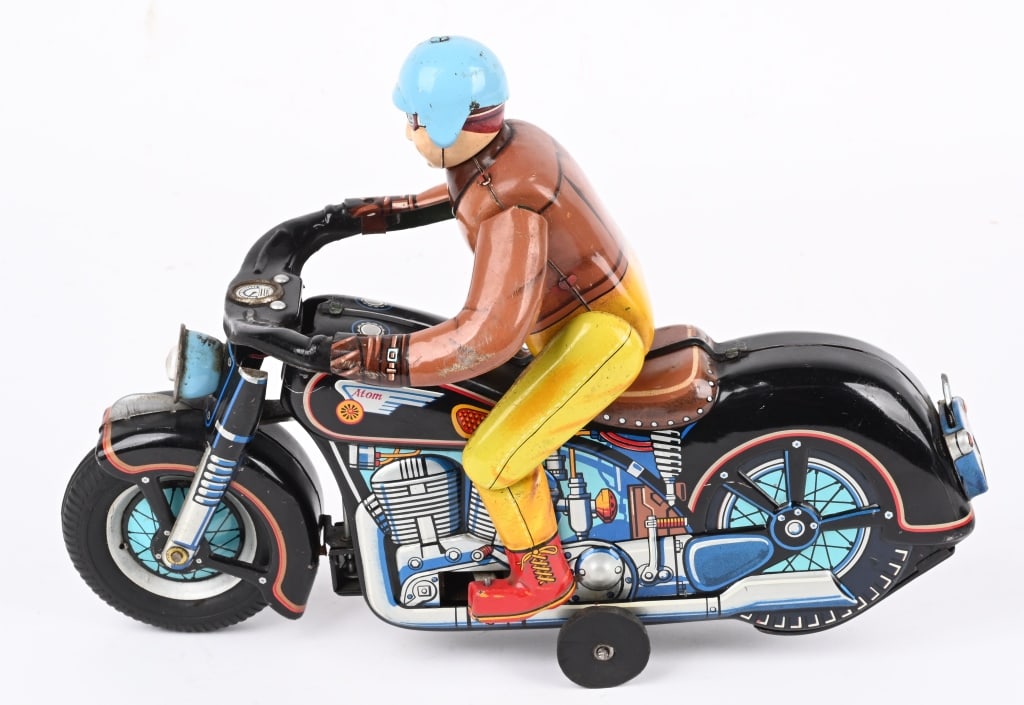 JAPAN BATTERY OP ATOM MOTORCYCLE (1 of 7)