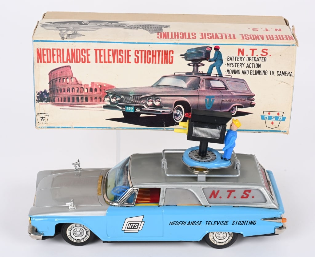 ICHIKO BATTERY OP NTS INTERNATIONAL TV CAR w/ BOX (1 of 10)