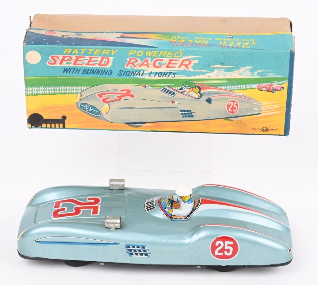 JAPAN BATTERY OP SPEED RACER w/ BOX (1 of 9)