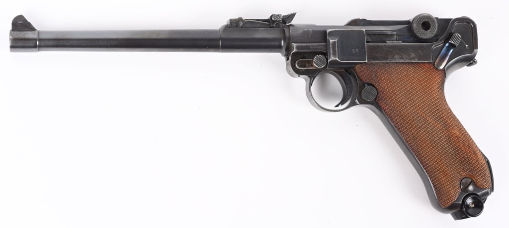 WW1 DWM 1917 ARTILLERY LUGER CAL, 9MM PARA: SERIAL NUMBER 2267t BARREL 8" CALIBER 9MM PARA / 9X19 MANUFACTURED 1917. Blue finished with checkered wood grips. Straw finished trigger and levers. Drift adjustable front sight with slide adjustable