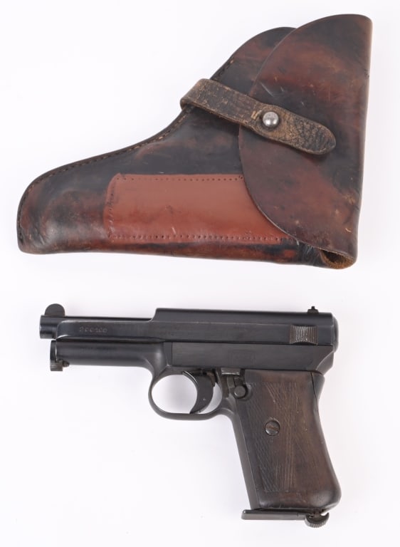 POST WW1 COMMERCIAL MAUSER MODEL 1914 IN .32 ACP: SERIAL NUMBER: 299199. BARREL: 3-1/2". CALIBER: .32 ACP. MANUFACTURED: 1920S. Standard markings and commercial proofs. Matching serials on the visible numbered parts. Standard sights. Period applied b