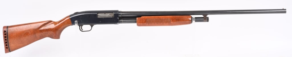 WESTERNFIELD MODEL 550G 20 GA, PUMP SHOTGUN: SERIAL NUMBER N/A BARREL 28" CALIBER 20 AUGE MANUFACTURED PRIOR 1968. Manufactured by O.F. Mossberg and sold by Montgomery Wards. Blue finished plain barrel with bead front sight. 20 Gauge Modified ch