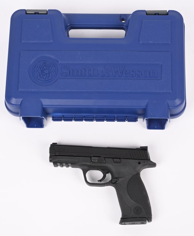 SMITH & WESSON MODEL M&P 40 SEMI AUTO PISTOL: SERIAL NUMBER: HVP5799. BARREL: 4-1/4". CALIBER: .40 S&W. MANUFACTURED: 2015. Standard markings and features. Factory 3-dot sights, black anodized slide, and black polymer frame. Includes two factory