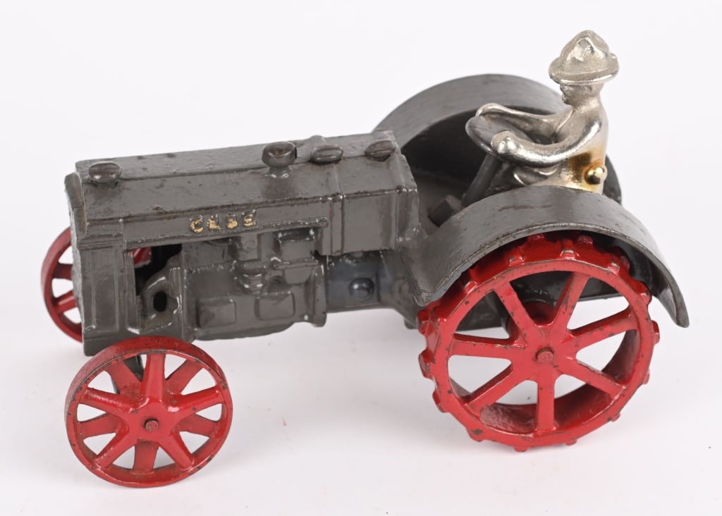 VINDEX CAST IRON CASE MODEL L TRACTOR (1 of 5)