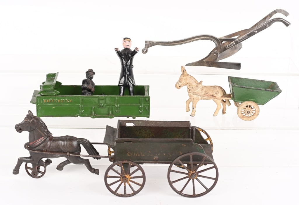 VINDEX & MORE CAST IRON FARM TOYS (1 of 5)