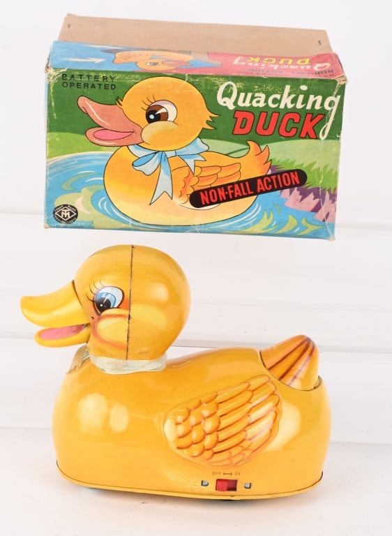 JAPAN BATTERY OP QUACKING DUCK w/ BOX (1 of 6)