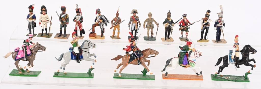 TROPHY MINIATURES TOY SOLDIERS (1 of 4)