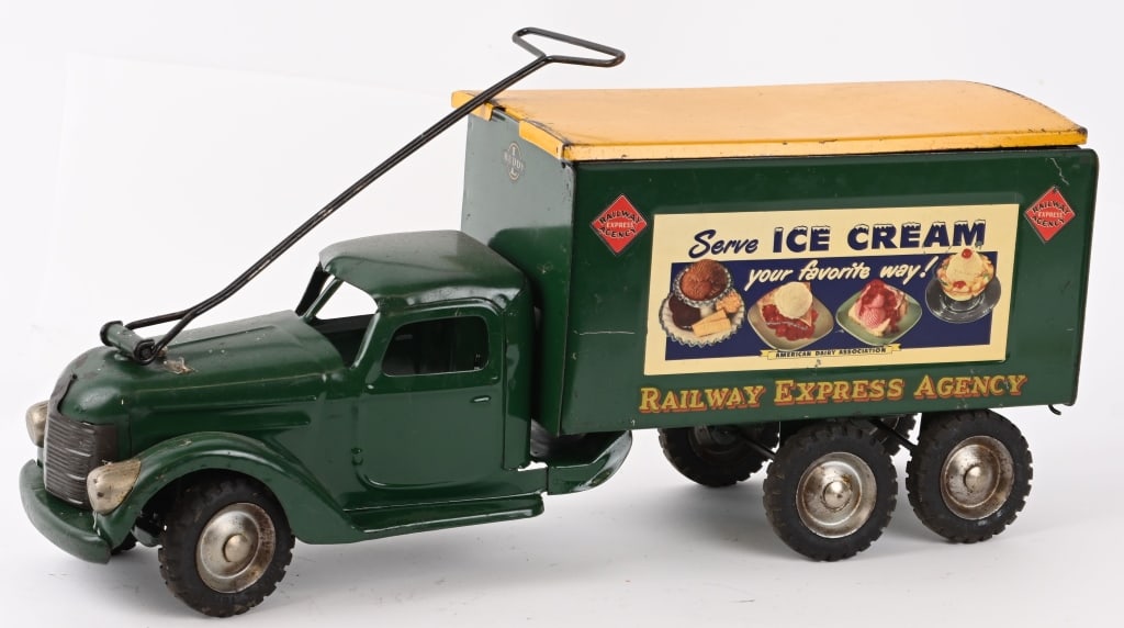 BUDDY L RAILWEAY EXPRESS ICE CREAM TRUCK: All original with nice paint and decals. Ride on style with handle. 22" Excellent