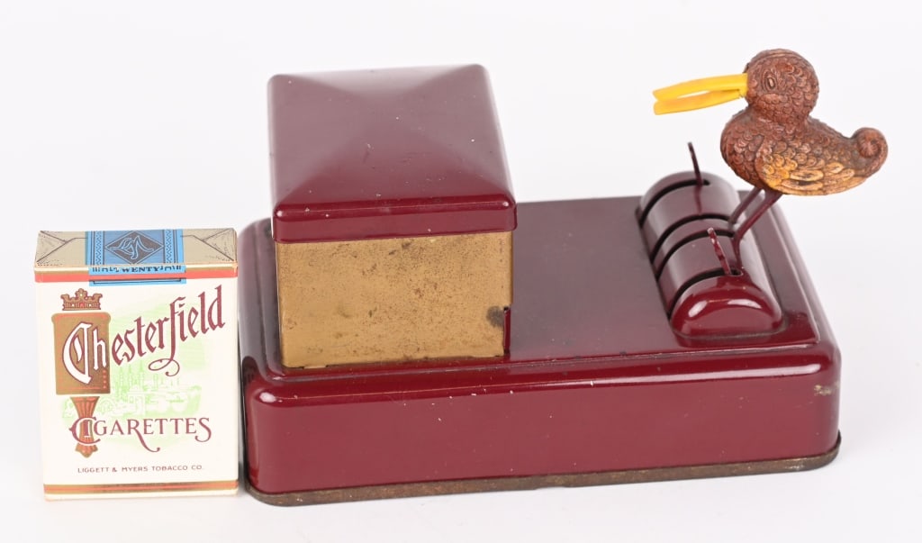 VINTAGE MECHANICAL CIGARETTE BOX WITH BIRD (1 of 3)