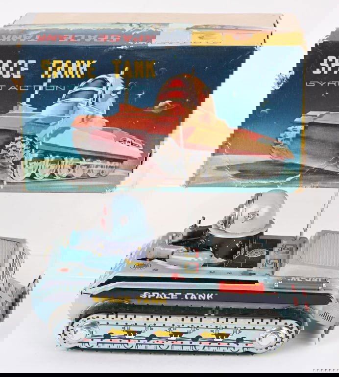 RED CHINA BATTERY OP SPACE TANK w/ BOX (1 of 7)