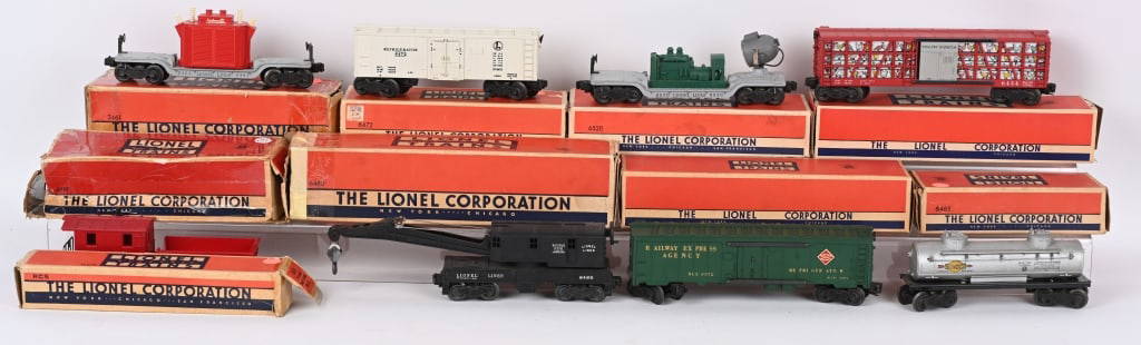 9- LIONEL O GAUGE ROLLING STOCK w/ BOXES: Includes Nos: 6119, 6434, 6572, 6465, 6460, 6520, 6472,, 2461 and remote control track set. Condition varies.