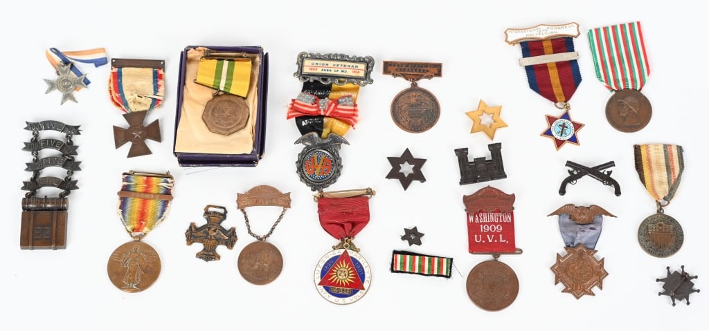 CIVIL WAR SPAN AM MEXICAN BORDER WW1 MEDAL LOT: Civil War Spanish American War Mexican Border WWI Medal lot to include 1) 23rd Regimental Badge for 16 years of service. Badge is in the form of a Backpack. 2) 1899-1901 Spanish American War Phi