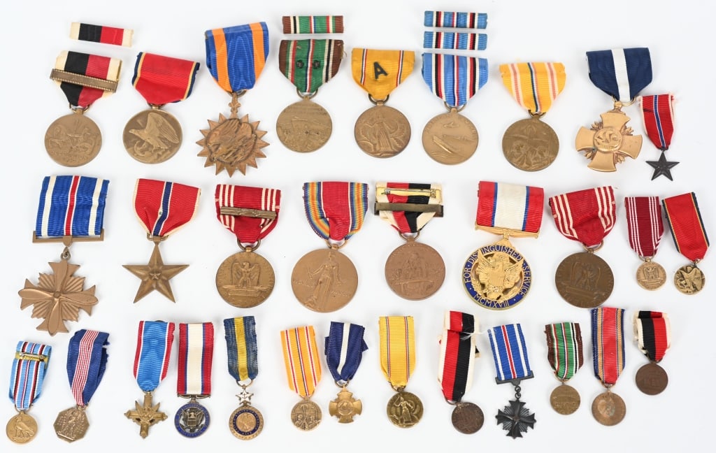 WWII US ARMY & NAVY SERVICE MEDAL LOT NAVY CROSS: WWII Medal lot to include 1) Distinguished Flying Cross with Miniature. Medal is excellent with Slot Brooch. 2) Bronze Star with Slot Brooch with Miniature 3) US Army Air Medal with Crimped