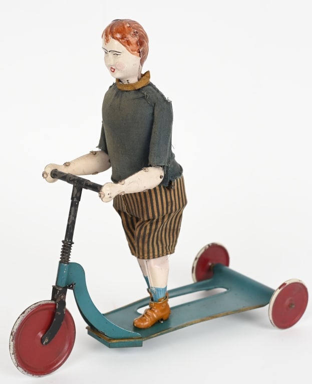 FERDNAND MARTIN BOY ON SCOOTER (1 of 5)
