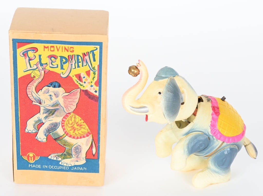 OCCUPIED JAPAN CELLULOID WINDUP ELEPHANT w/ BOX (1 of 6)