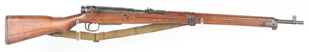 JAPANESE KOKURA ARSENAL TYPE 99 ARISAKA: SERIAL NUMBER: 63873. BARREL: 26". CALIBER: 7.7 JAP. MANUFACTURED: 1940'S. Series 22 rifle made at the Kokura Arsenal. Crisp mum on the chamber. No import marks found. Matching serials including the b