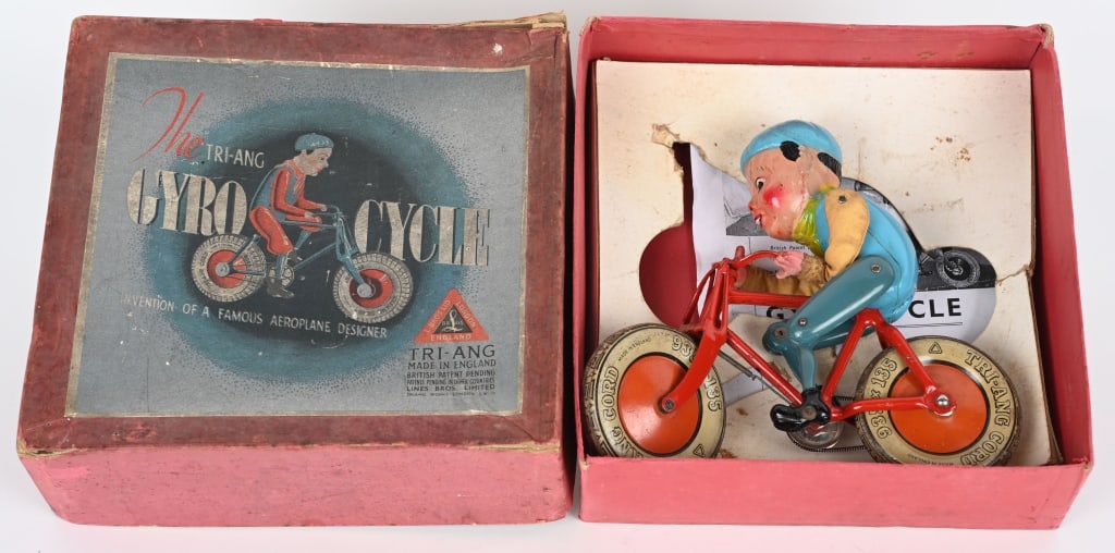 TRI ANG GYRO CYCLE w/ BOX (1 of 4)
