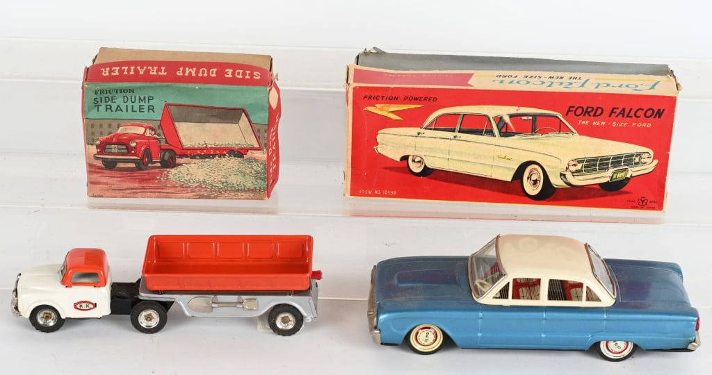 2- JAPAN TIN FRICTION VEHICLES (1 of 3)