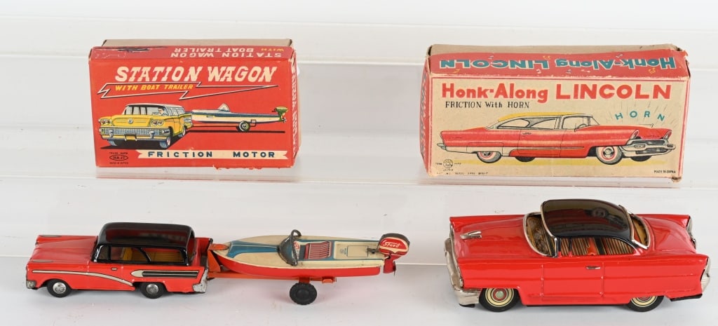 2- JAPAN TIN FRICTION CARS w/ BOXES (1 of 3)