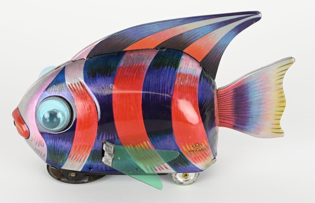 JAPAN TIN WINDUP TROPICAL FISH (1 of 6)