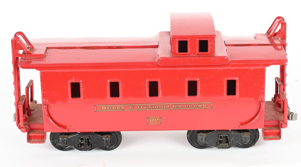 BUDDY L OUTDOOR RAILROAD CABOOSE (1 of 4)