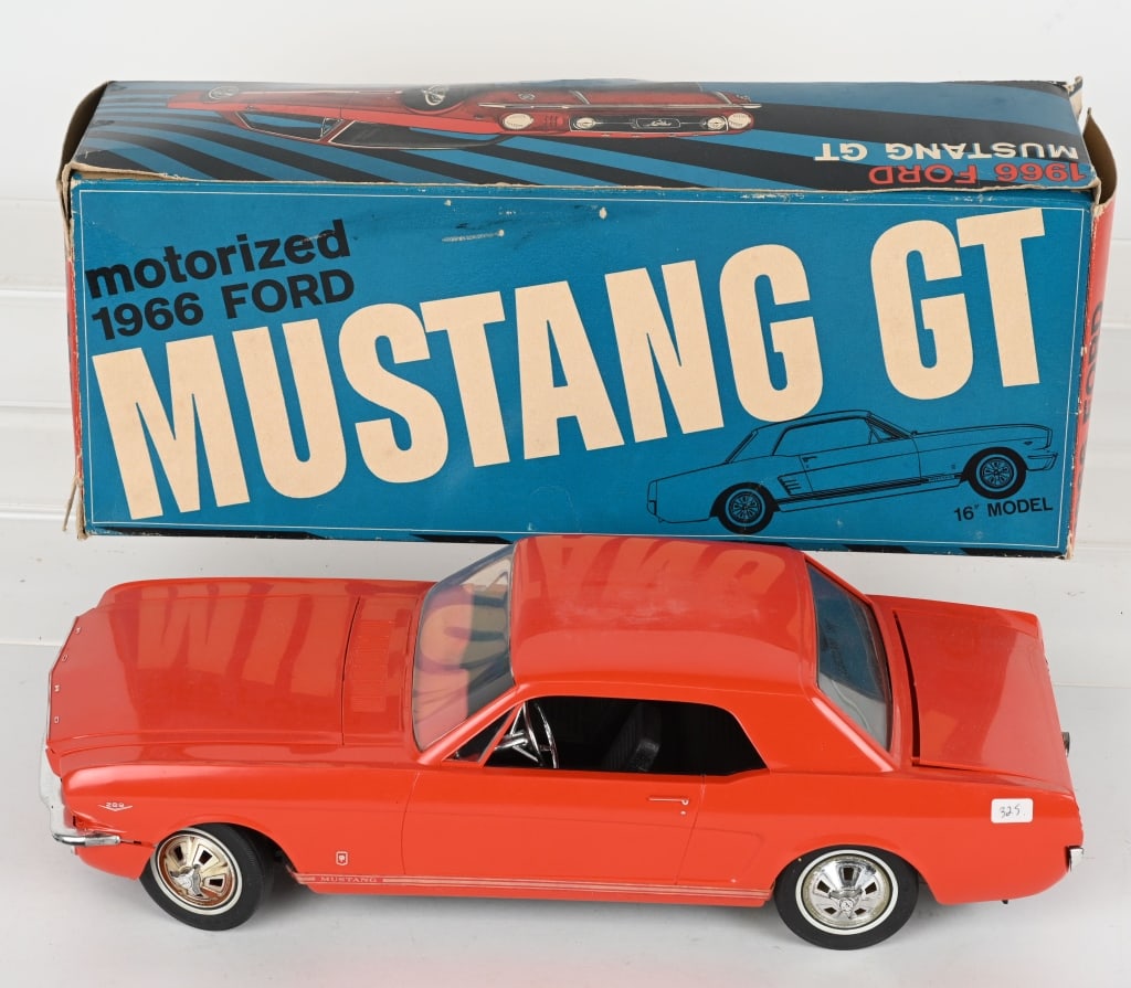 AMF 1966 FORD MUSTANG GT w/ BOX (1 of 5)